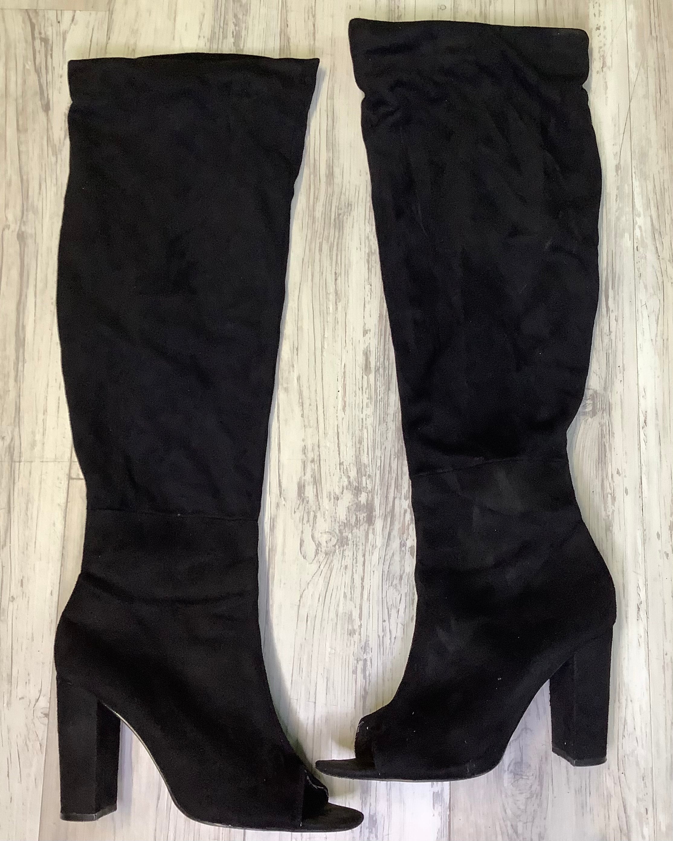 Black Toe Out Boot